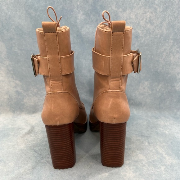 Urban Outfitters Kennedy Lace Up Boot 10 - Picture 5 of 13